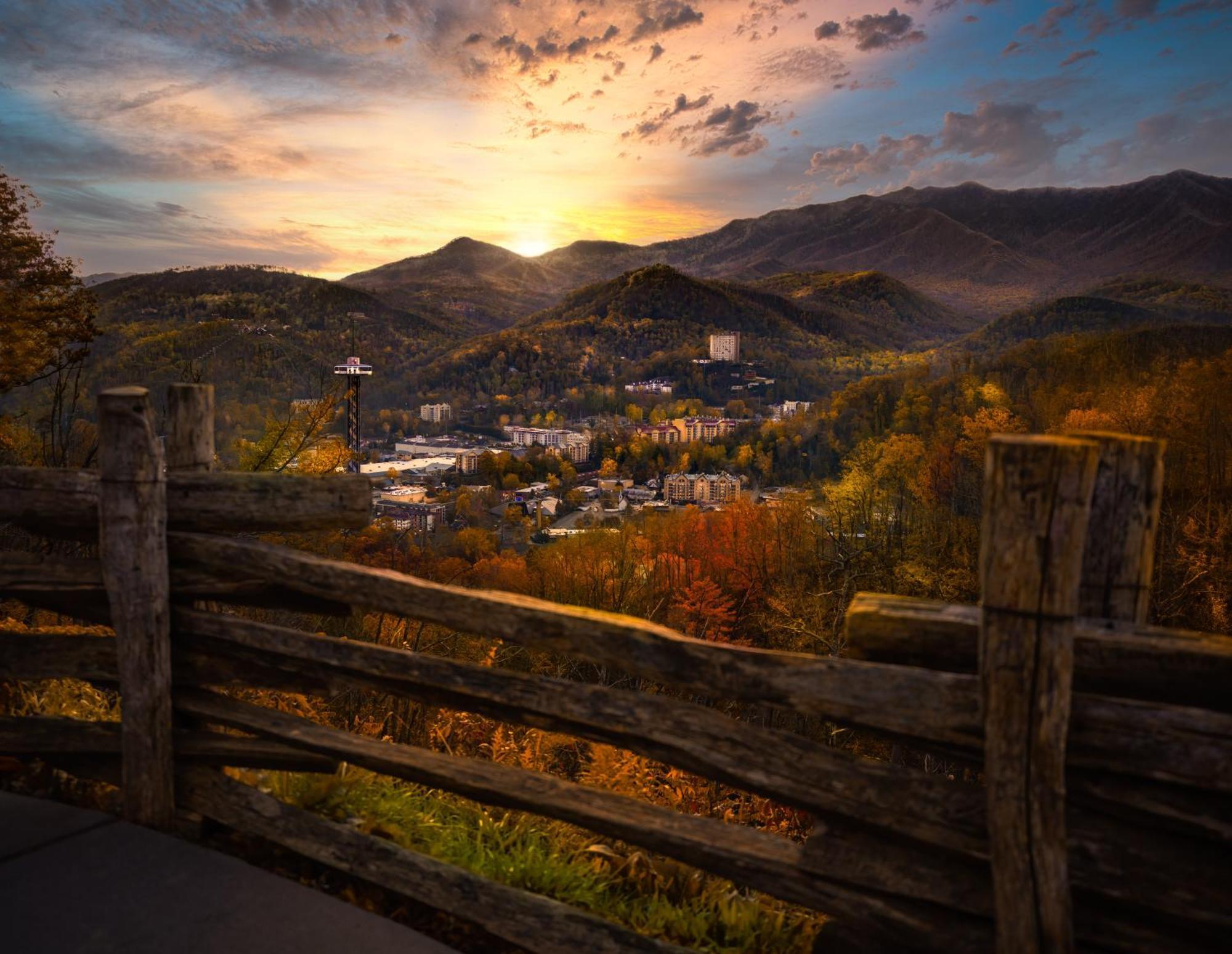 Serenity Heights, Amazing Views, Hot Tub Pool Access, 1089 Free Tickets Each Paid Day, Dollywood Gatlinburg Exterior foto