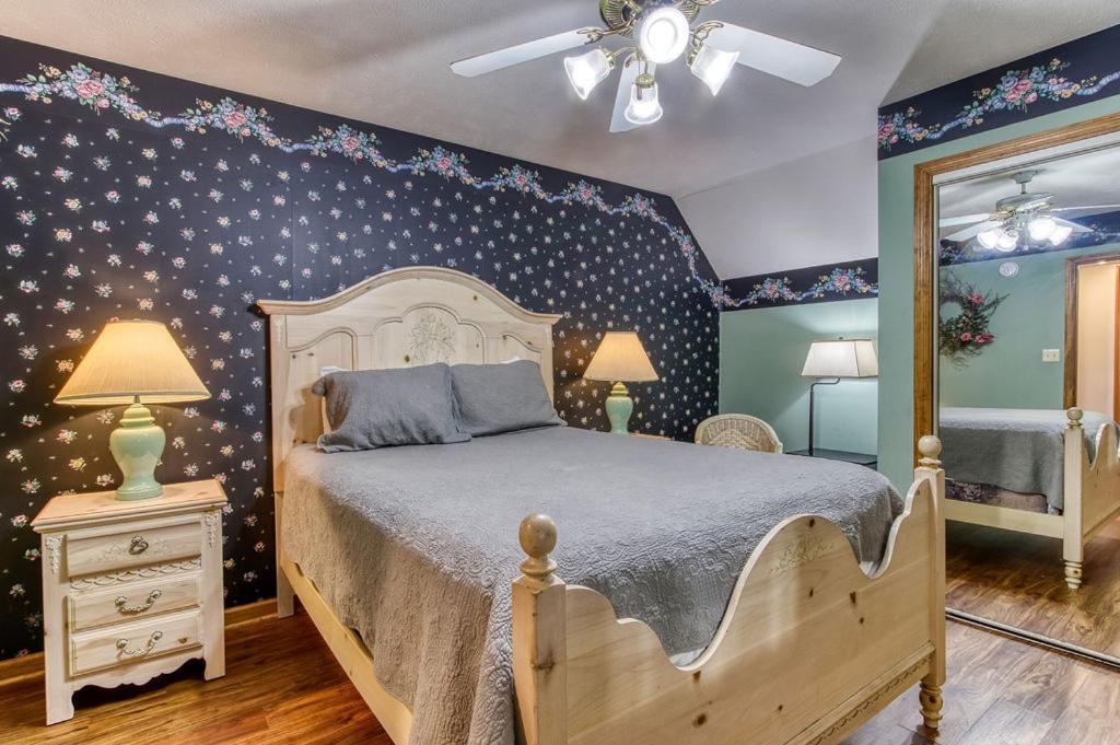 Serenity Heights, Amazing Views, Hot Tub Pool Access, 1089 Free Tickets Each Paid Day, Dollywood Gatlinburg Exterior foto